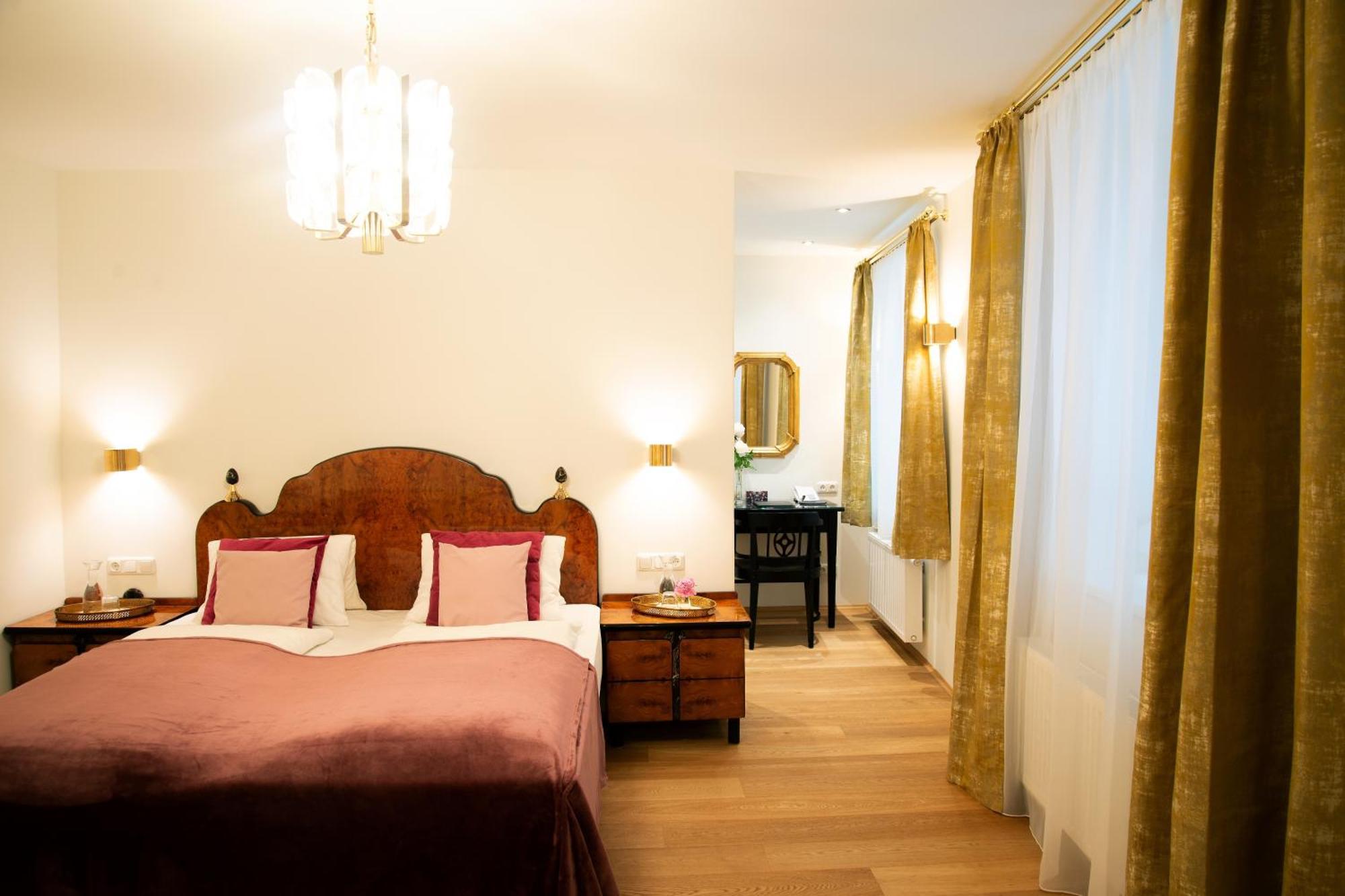 Austria Classic Hotel Wolfinger - Hauptplatz 린츠 외부 사진